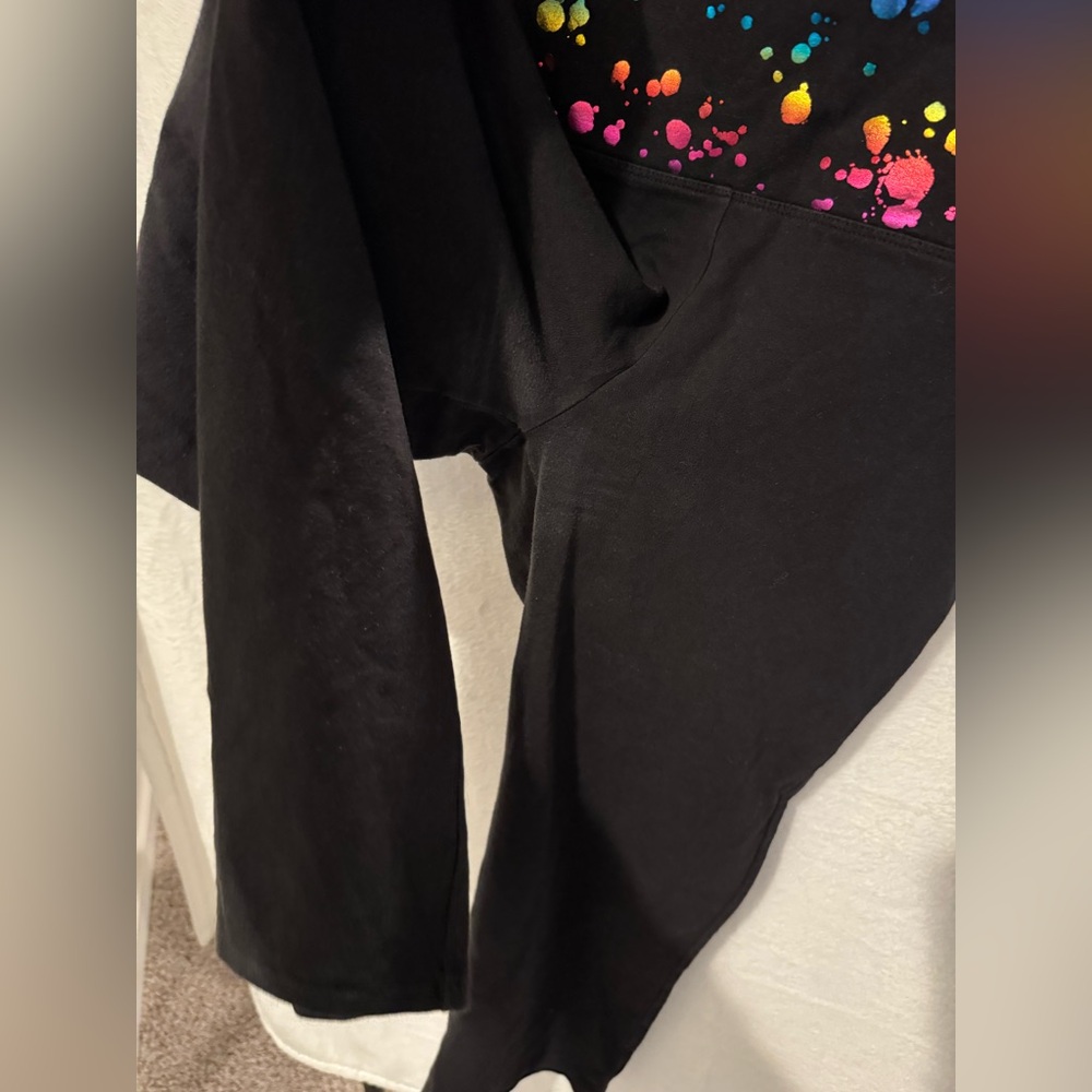 PINK Victoria's Secret Black Leggings with Colorful LOVE Design - Picture 4 of 5